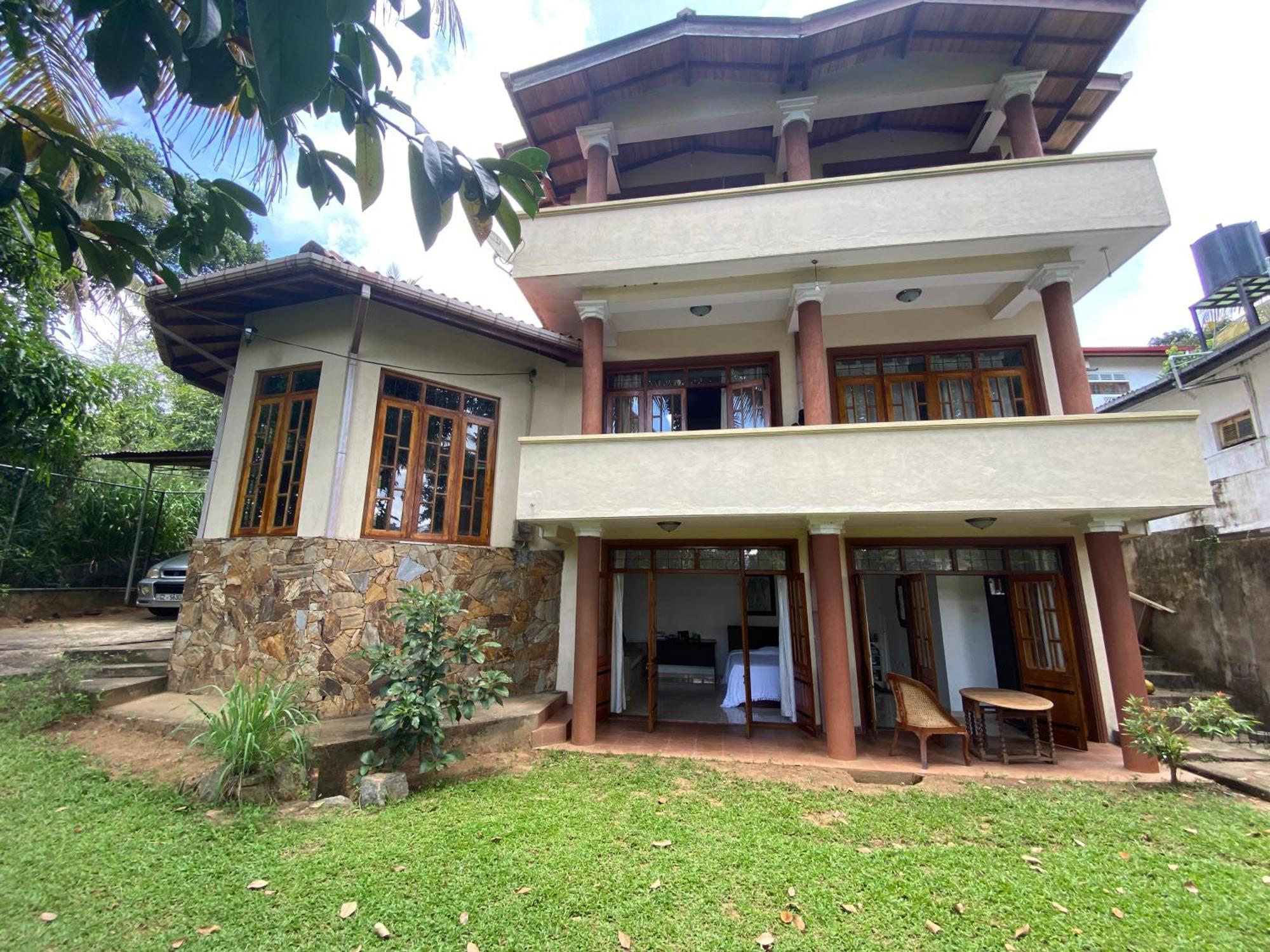 Cup Of Tea & Clear Skies Kandy Exterior foto
